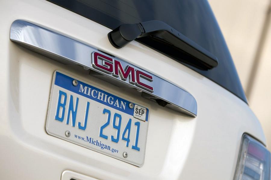  GMC Acadia Denali 2012 года  (фото 49 из 67)